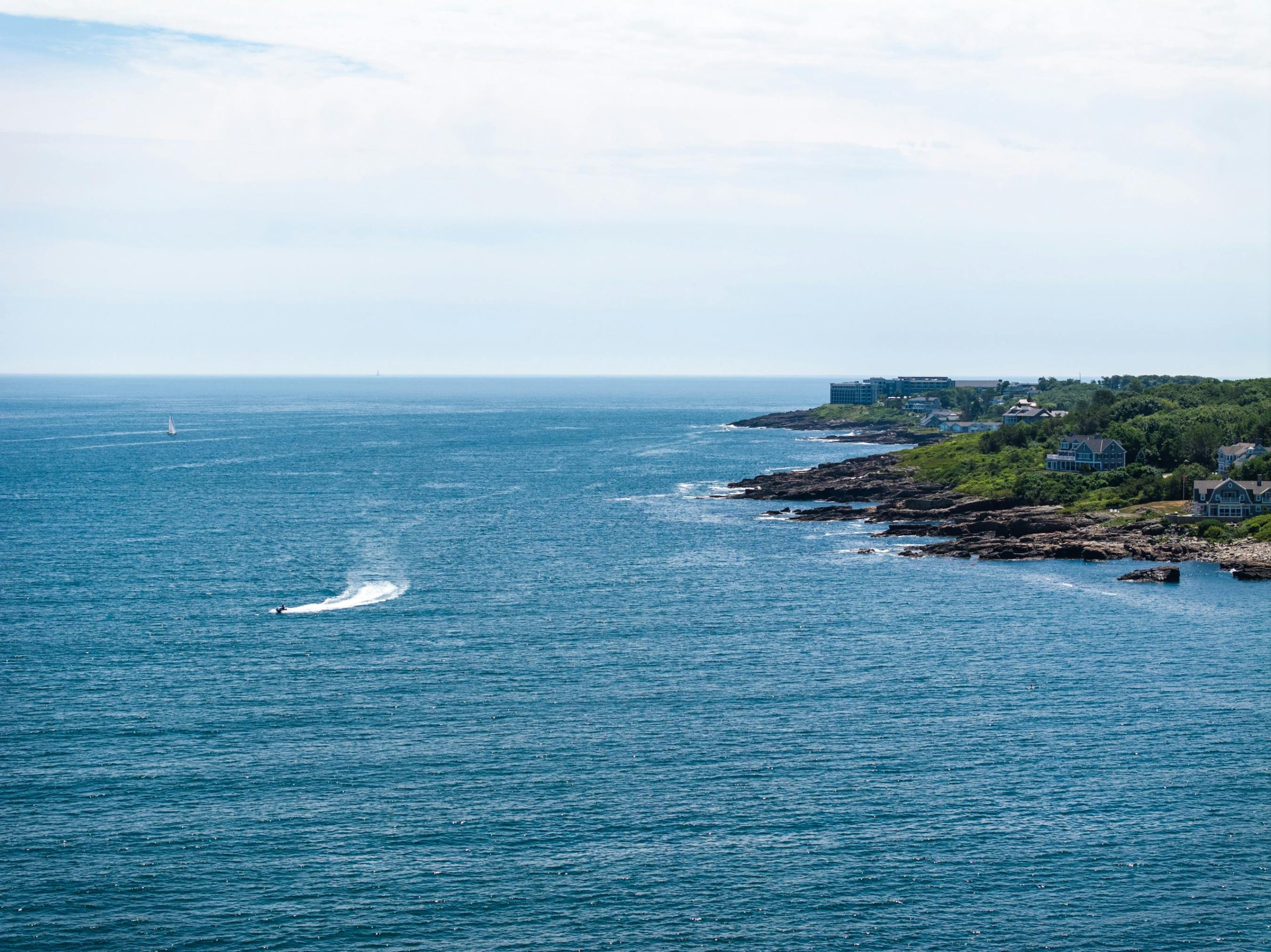 the rocky Maine coastline